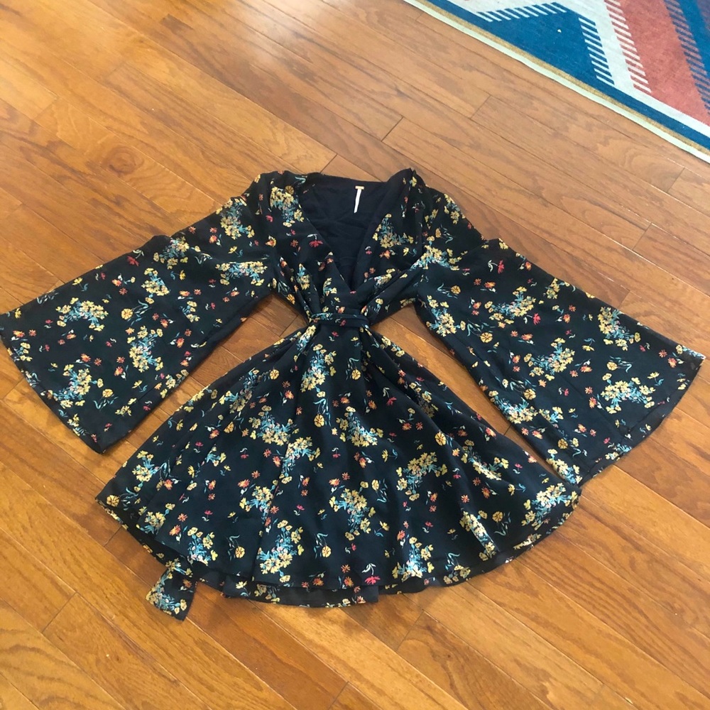 Free People Bell Sleeved Dress